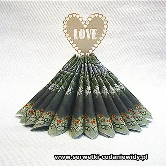 SKL222-2 Serwetnik Love W Sercu